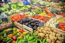 Myths and fables about healthy food, minerals and vitamins